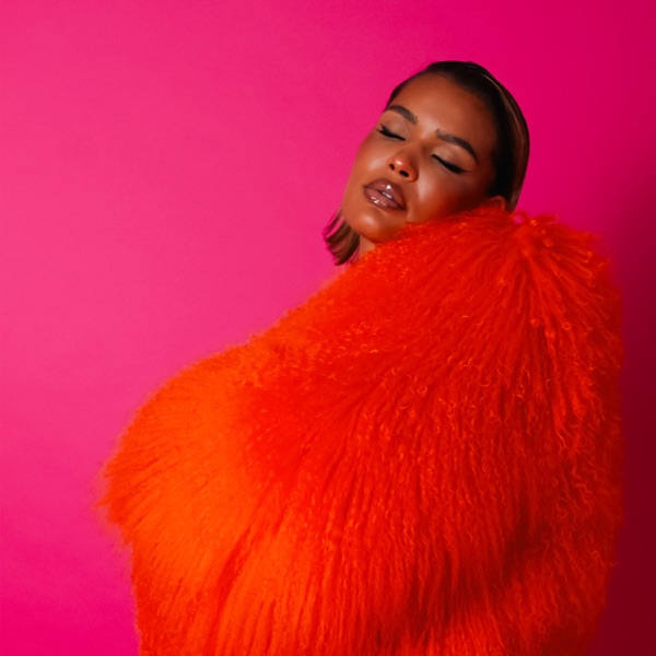 IN YOUR EYES — LUCIIA